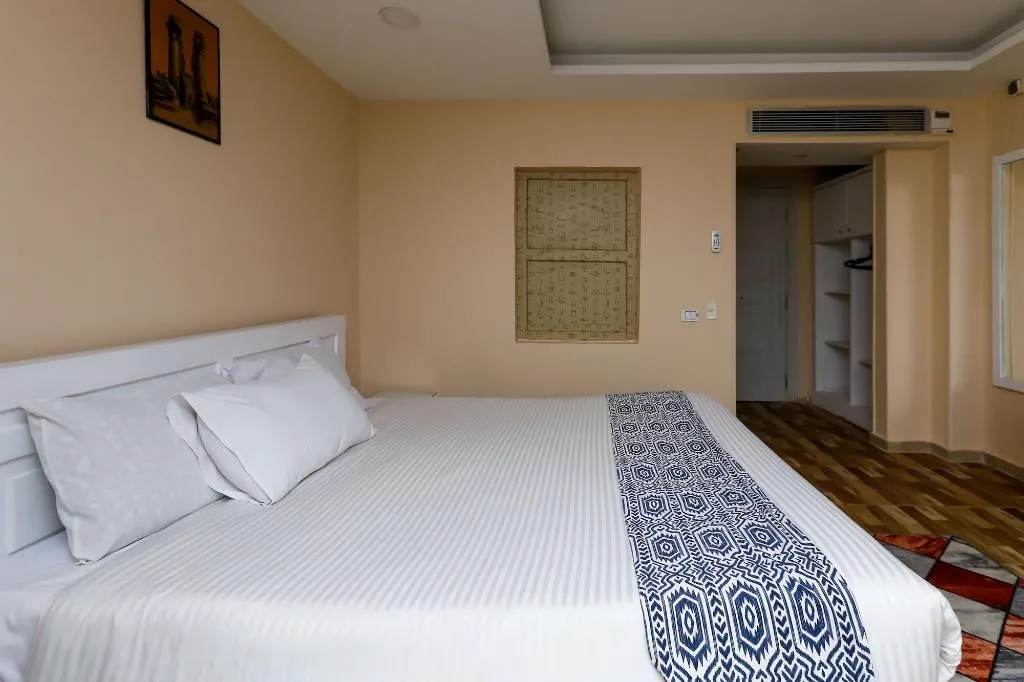 Room, Turquoise Pyramids Hotel, Cairo