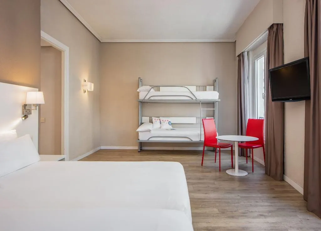 FAMILY ROOM STANDARD Room, Zel Madrid, Madrid