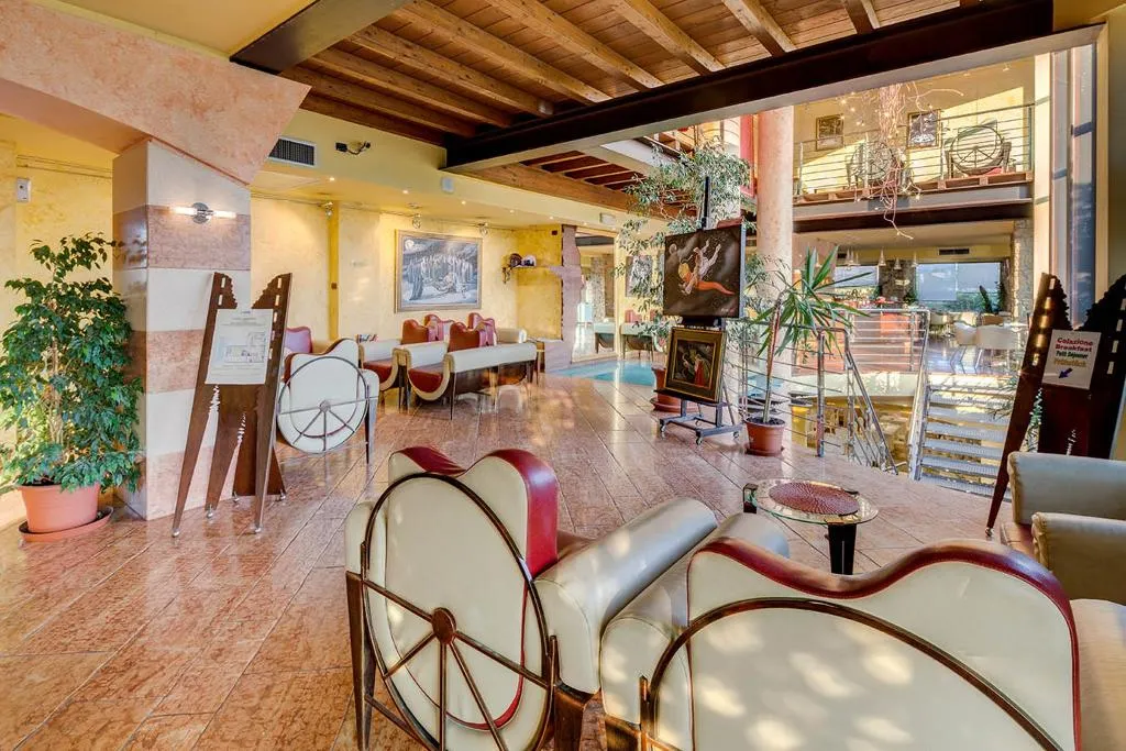 Lobby, Art & Hotel Aeroporto, Milan