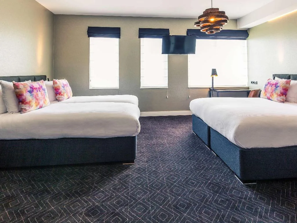 FAMILY ROOM CLASSIC DOUBLE BED Room, Mercure Hotel Amsterdam Sloterdijk Station, Amsterdam