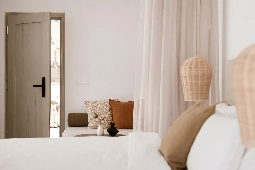 SUITE DELUXE WITH JACUZZI Room, Mykonos Flow - Super Paradise, Mykonos
