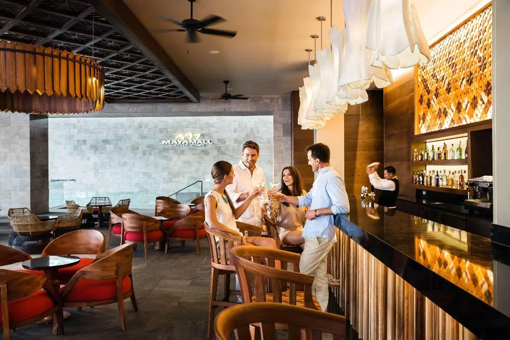 Bar, Barceló Maya Caribe, Cancun Area