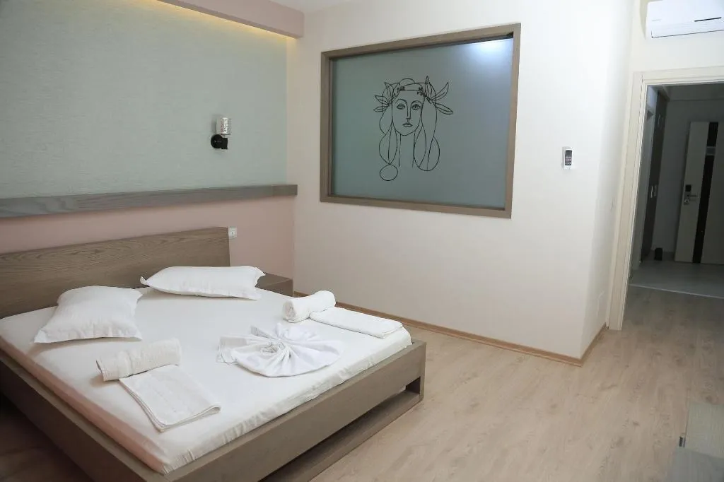 Room, Hotel Picasso, Kavaje
