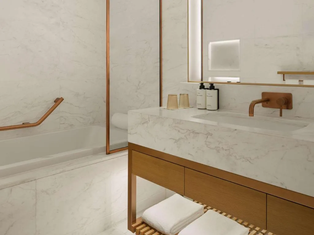 TWIN GUEST ROOM Room, Delano Dubai, Dubai