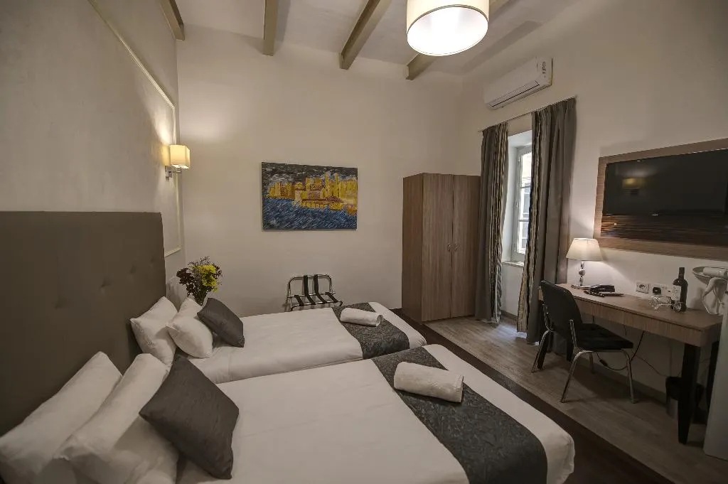 Double or Twin STANDARD Room, Europa Hotel Malta, Malta
