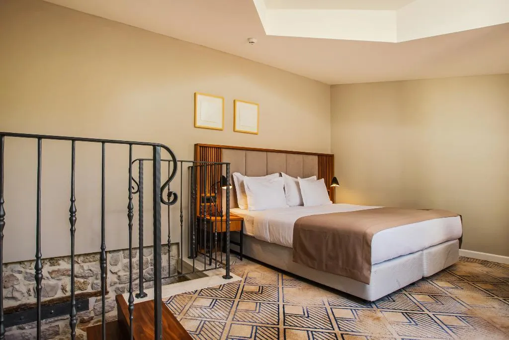 DOUBLE SUPERIOR WITH TERRACE Room, Armerun Heritage Hotel & Residences, Split