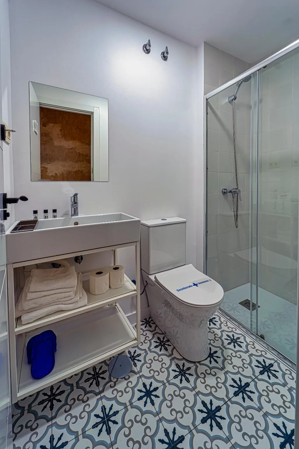 DOUBLE BASIC Room, Santa Rita Rita B&boutique, Madrid