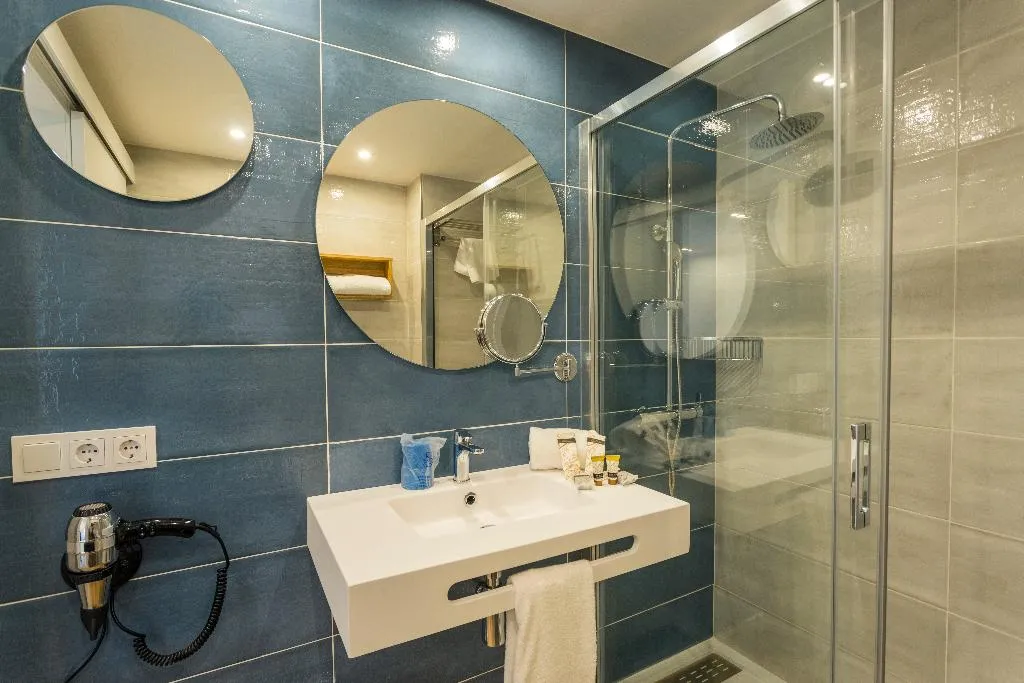 SUITE SIDE SEA VIEW Room, Parque Nereida Suites Hotel, Majorca