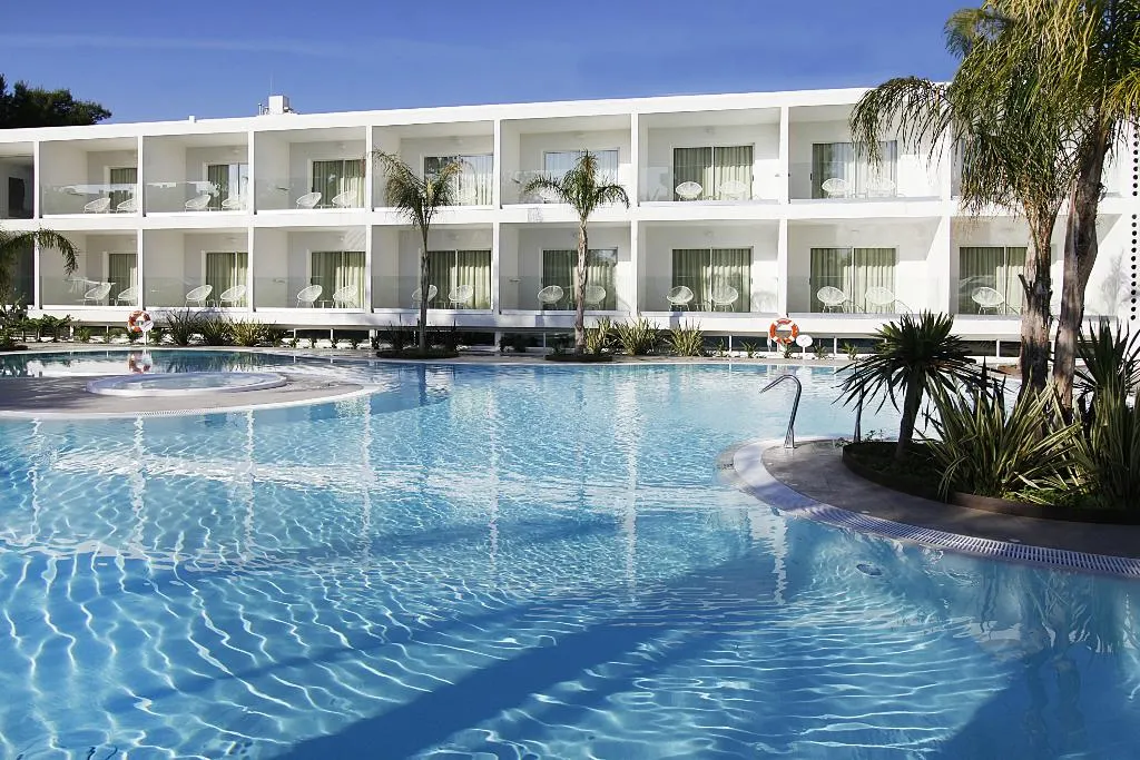 Pool, BG Caballero, Majorca