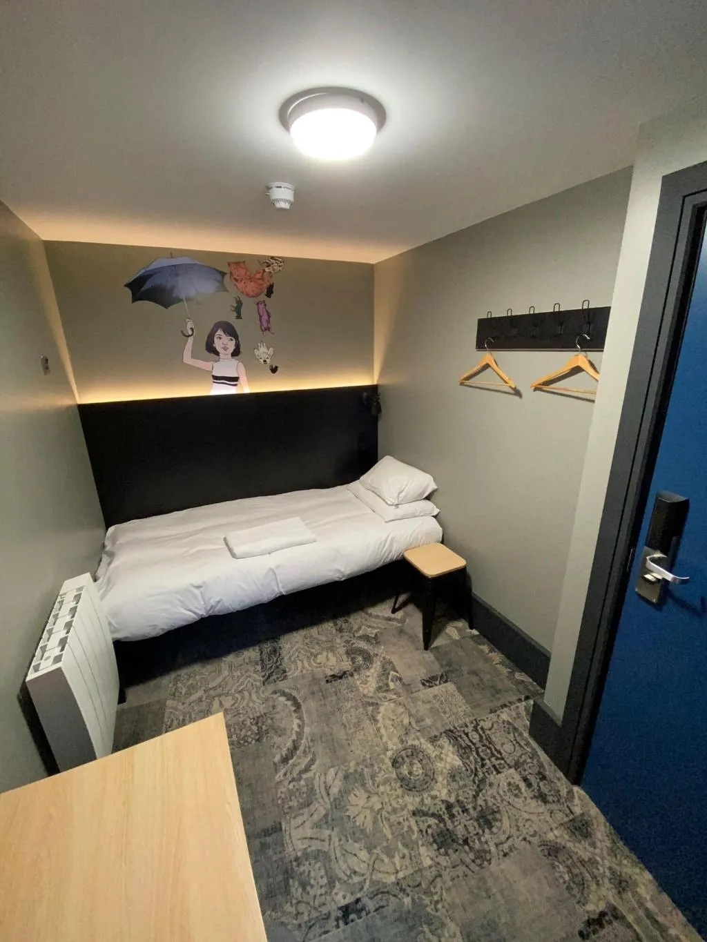 SINGLE STANDARD Room, Generator Dublin, Dublin