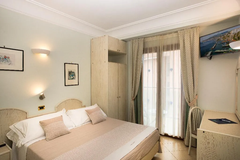 Double or Twin CLASSIC Room, Comfort Hotel Gardenia Sorrento Coast, Naples