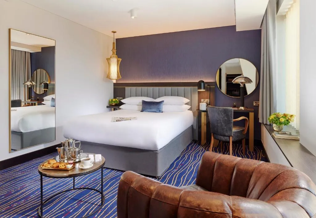 DOUBLE WITH DOUBLE BED Room, The Grafton Hotel, Dublin