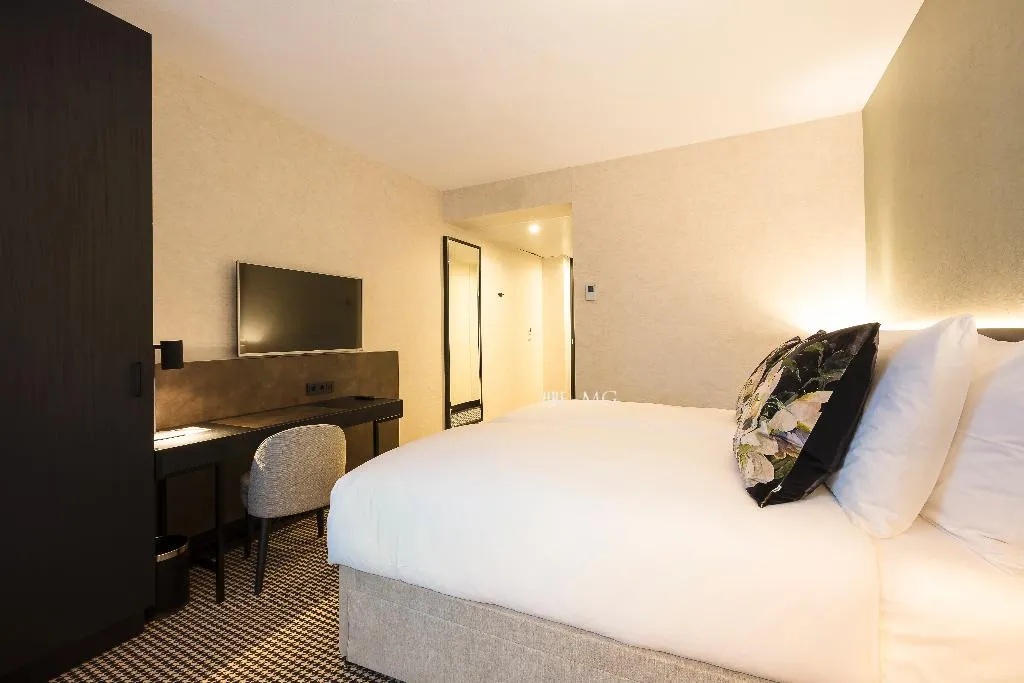 TWIN STANDARD Room, Monet Garden Hotel Amsterdam, Amsterdam
