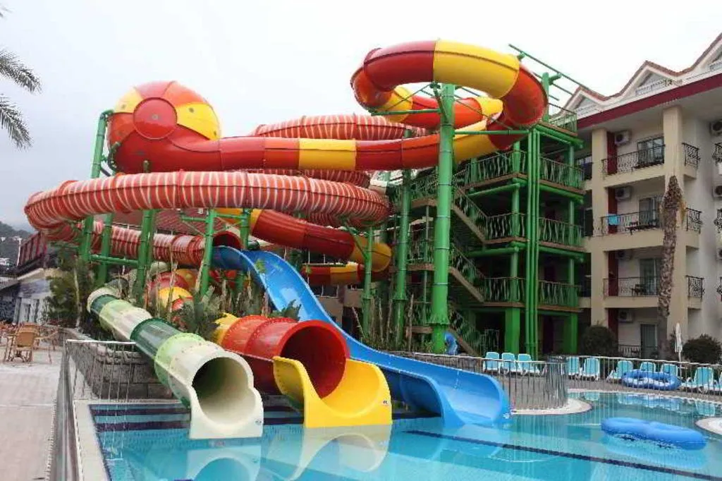 Sports and Entertainment, Crystal Aura Aqua Collection, Antalya