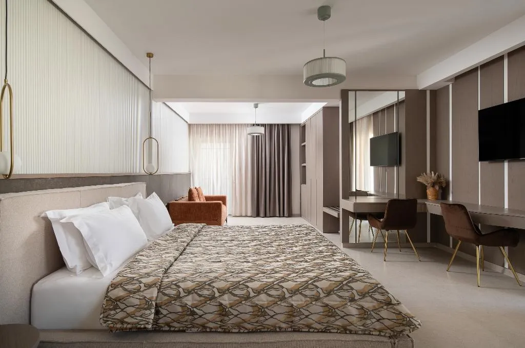SUITE CAPACITY 4 Room, Core Hotel, Halkidiki
