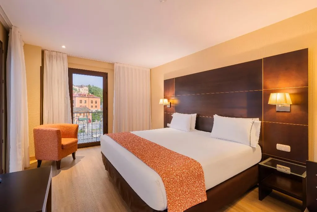 SUITE STANDARD Room, Eurostars Plaza Acueducto, Madrid