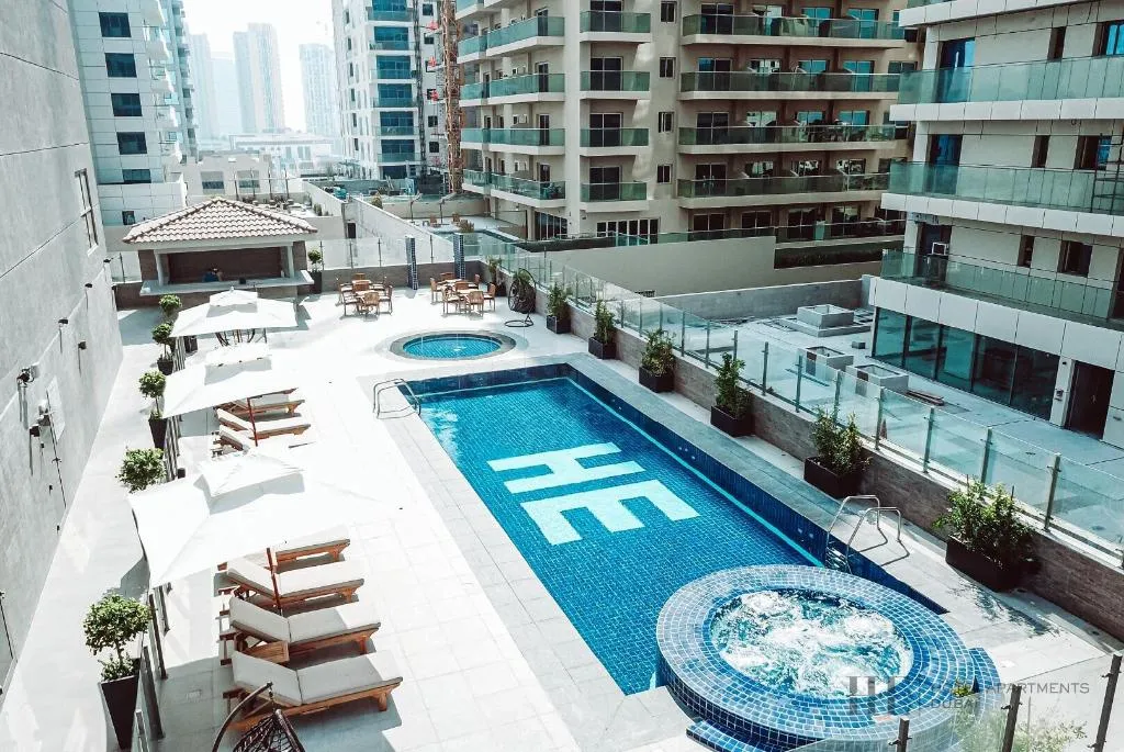 Sports and Entertainment, HE Hotel Apartments, Dubai