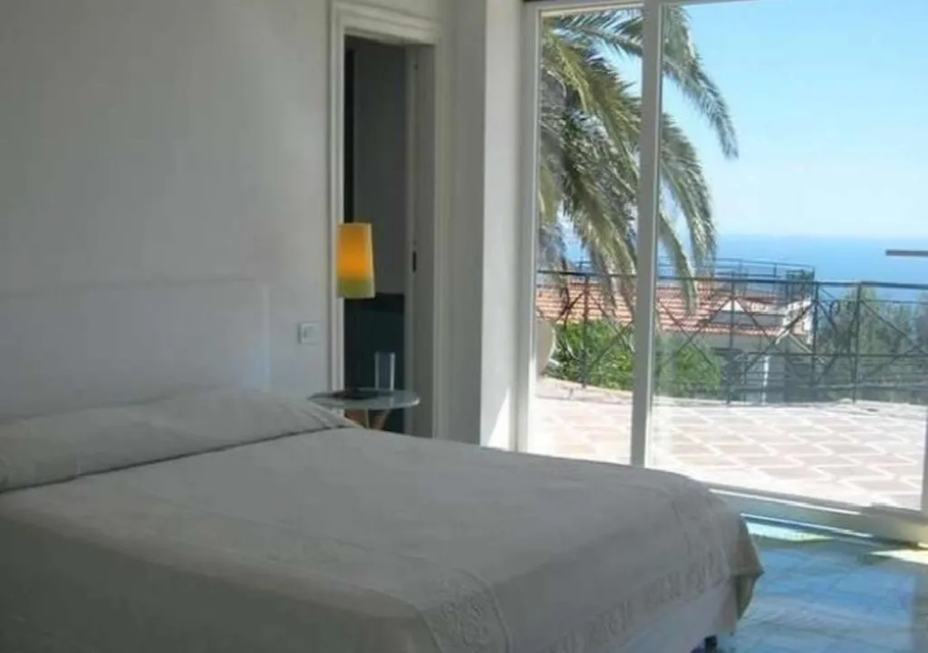 VILLA STANDARD Room, Villa Pasitea, Naples