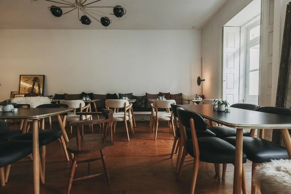 Restaurant, Rosa Et Al Townhouse, Porto