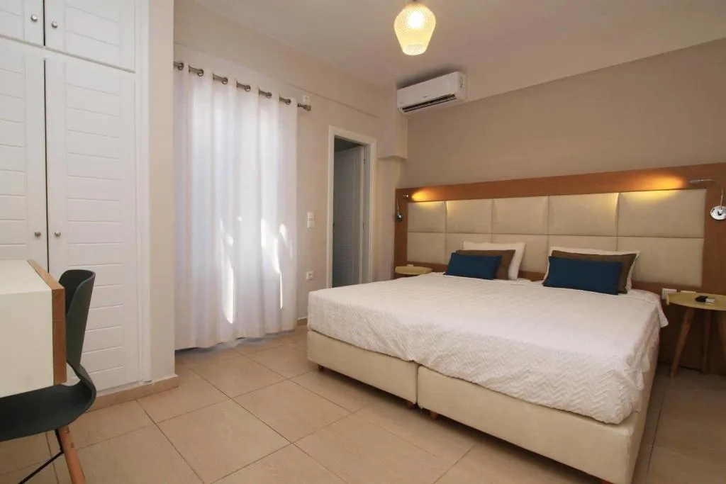 DOUBLE STANDARD Room, Villa Roussa, Santorini