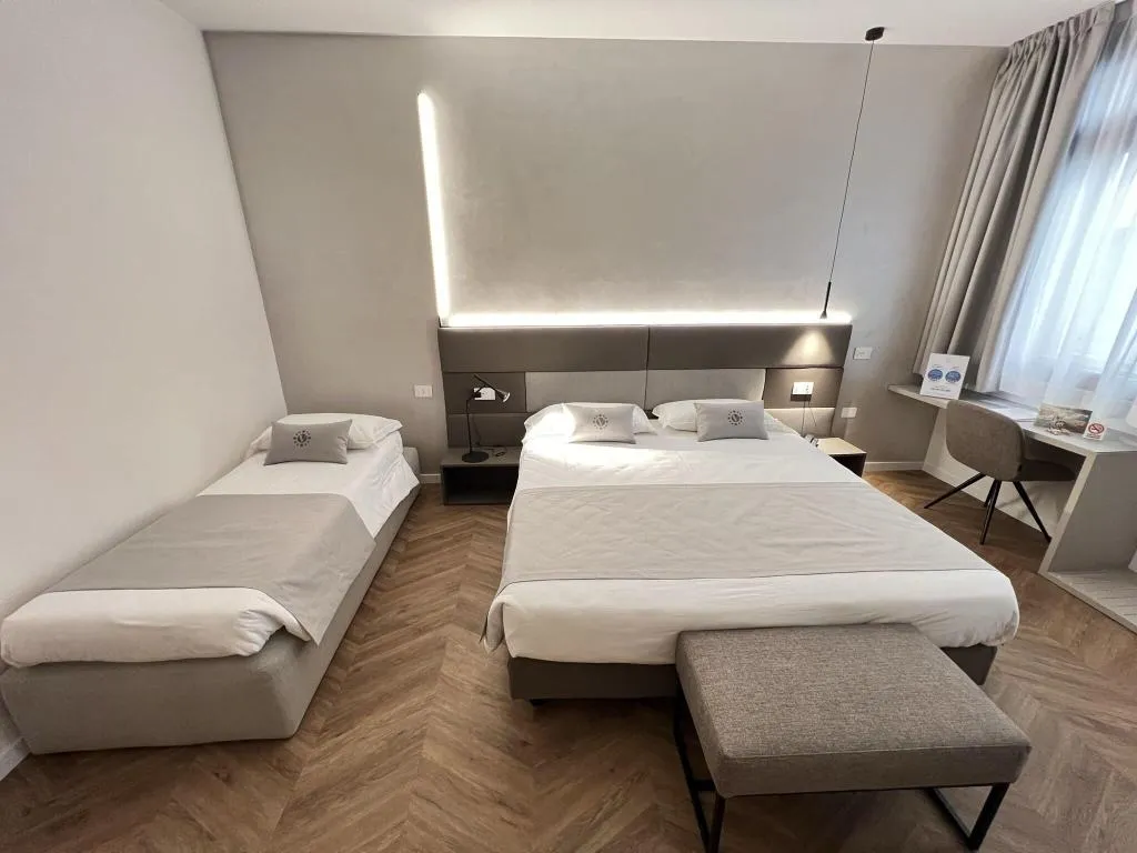 TRIPLE SUPERIOR Room, Hotel Al Vivit, Venice