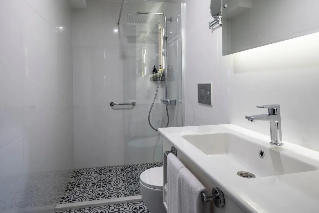 SINGLE POOL VIEW Room, Ramada By Wyndham Dalaman, Dalaman