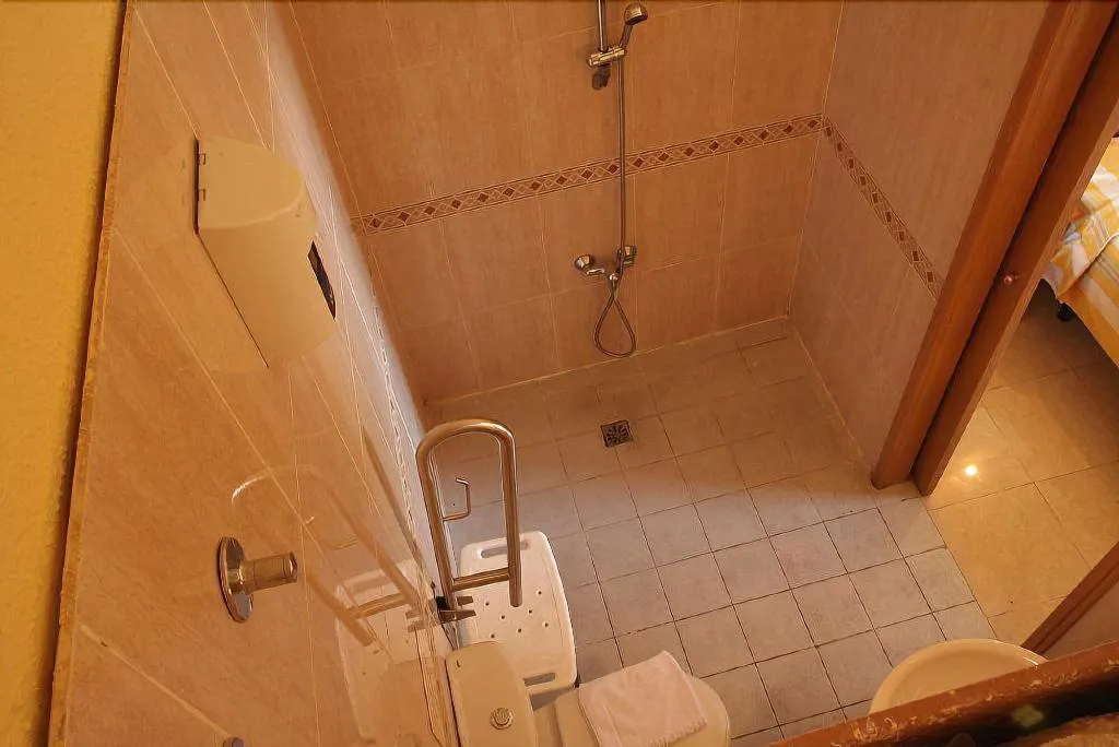 Room, Josefina Hostal, Madrid
