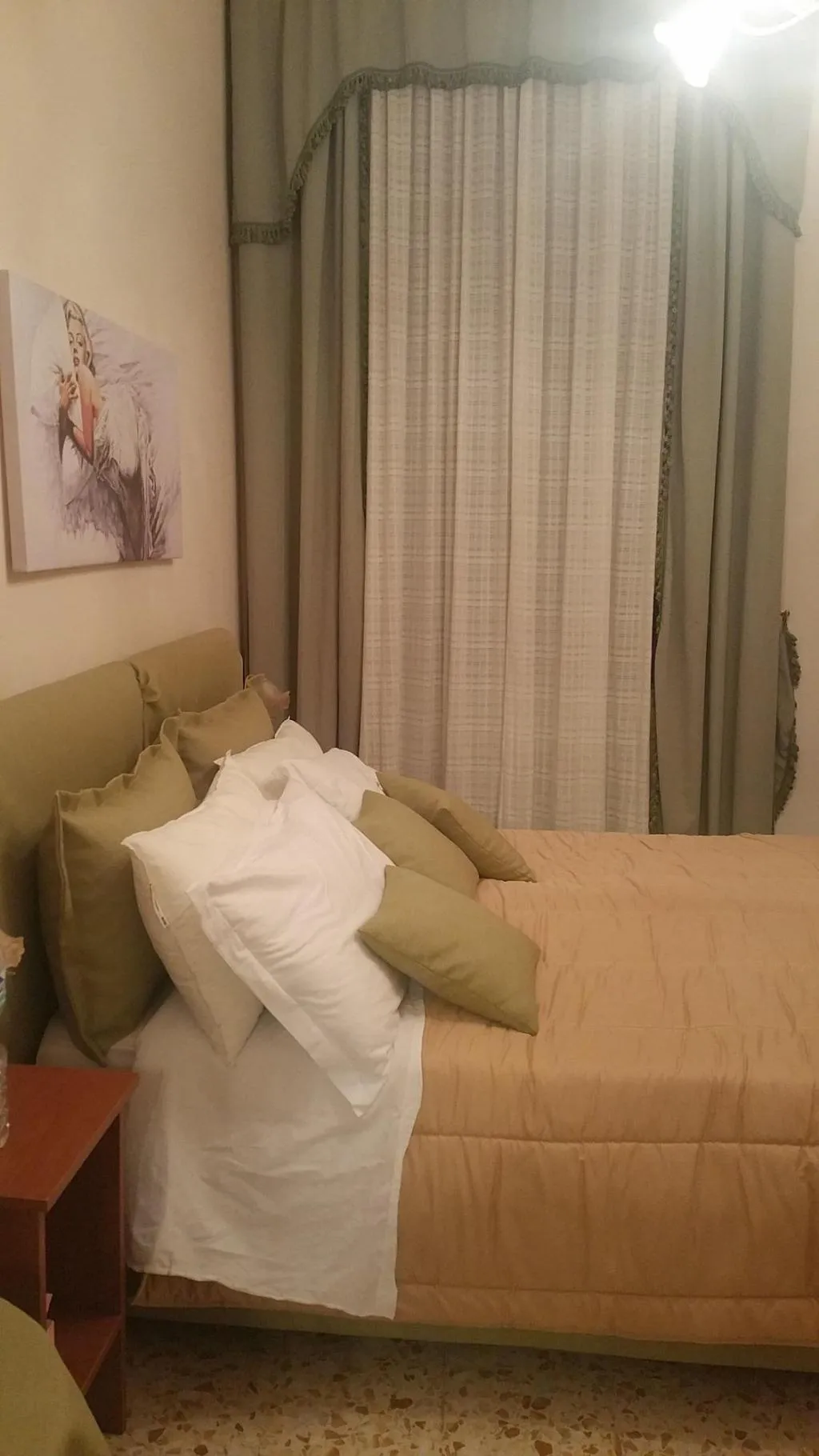 Room, B&B Rochel, Naples