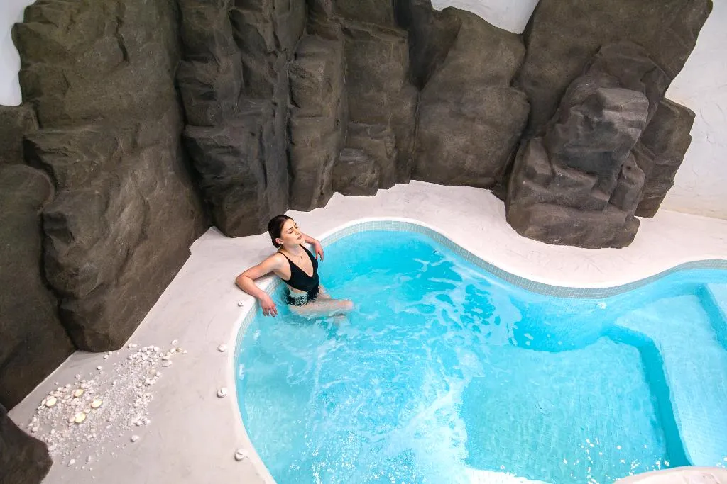 Sports and Entertainment, Acroterra Rosa Luxury Suites & Spa, Santorini