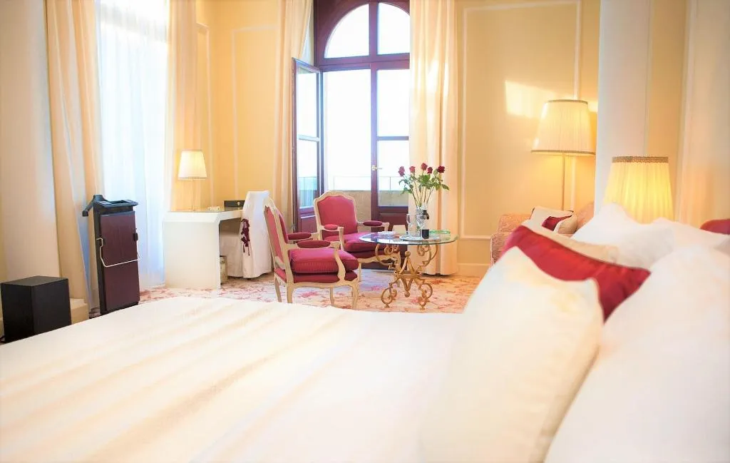 Room, Grande Albergo Delle Rose, Rhodes