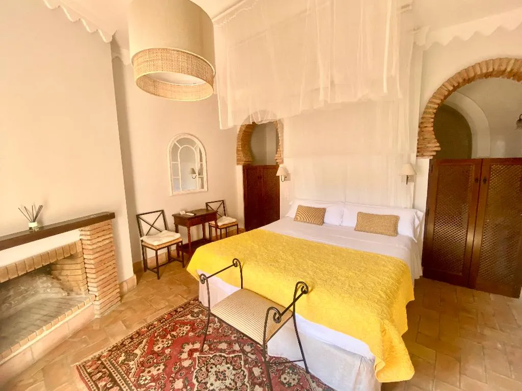 DOUBLE SUPERIOR Room, El Rincon de las Descalzas, Seville