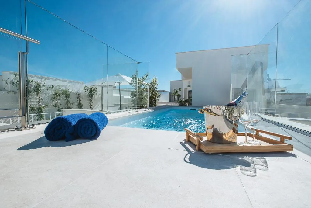 Pool, Sercotel Sevilla Guadalquivir Suites, Seville