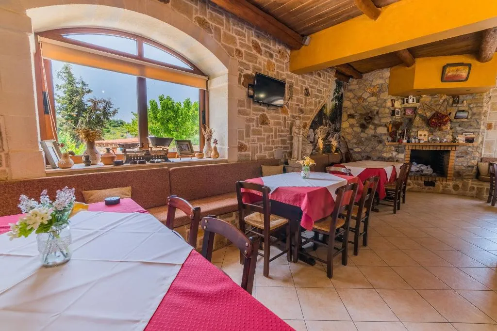 Restaurant, Aravanes Mountain Resort & Eco Cuisine, Crete