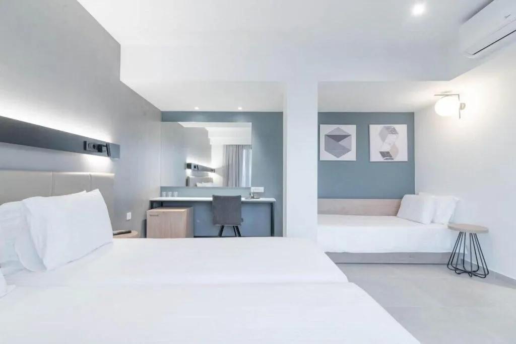 Double or Twin SUPERIOR WITH VIEWS Room, Avra, Athens