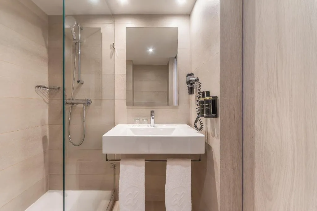 Double or Twin SUPERIOR Room, Dorma Liberdade, Lisbon