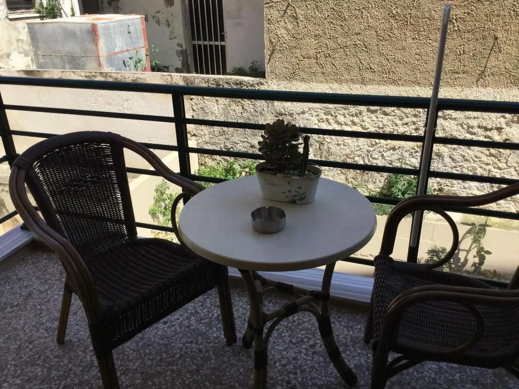 Room, Arocaria Apartments, Crete