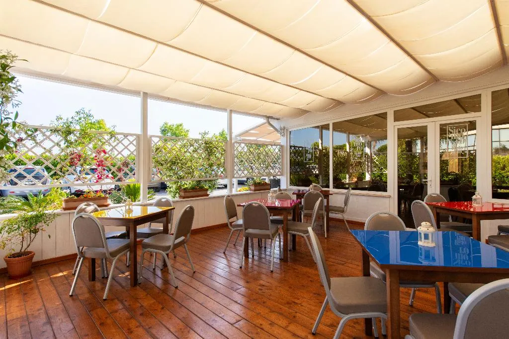 Terrace, Simon Hotel, Rome