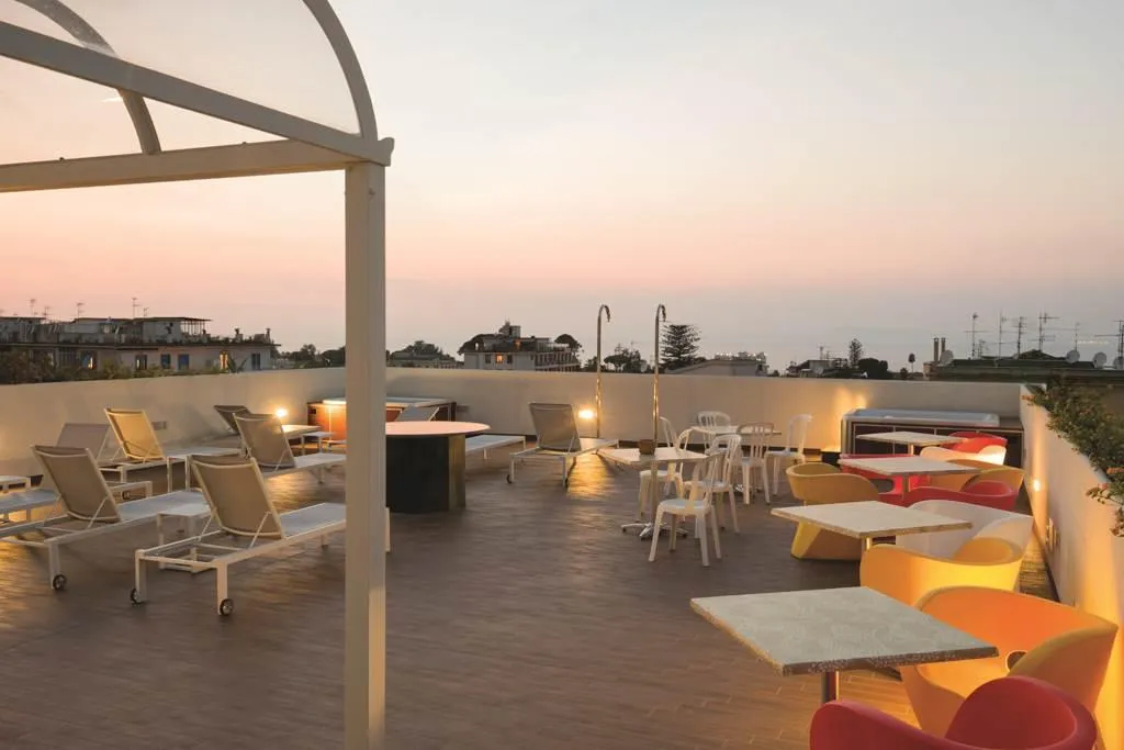 Terrace, Club Sorrento, Naples