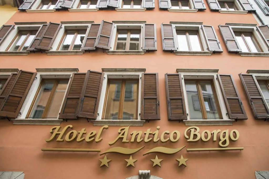 General view, Antico Borgo, Milan