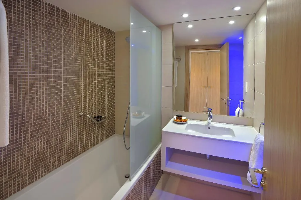 FAMILY ROOM SEA VIEW Room, Nelia Beach Hotel & Spa, Cyprus