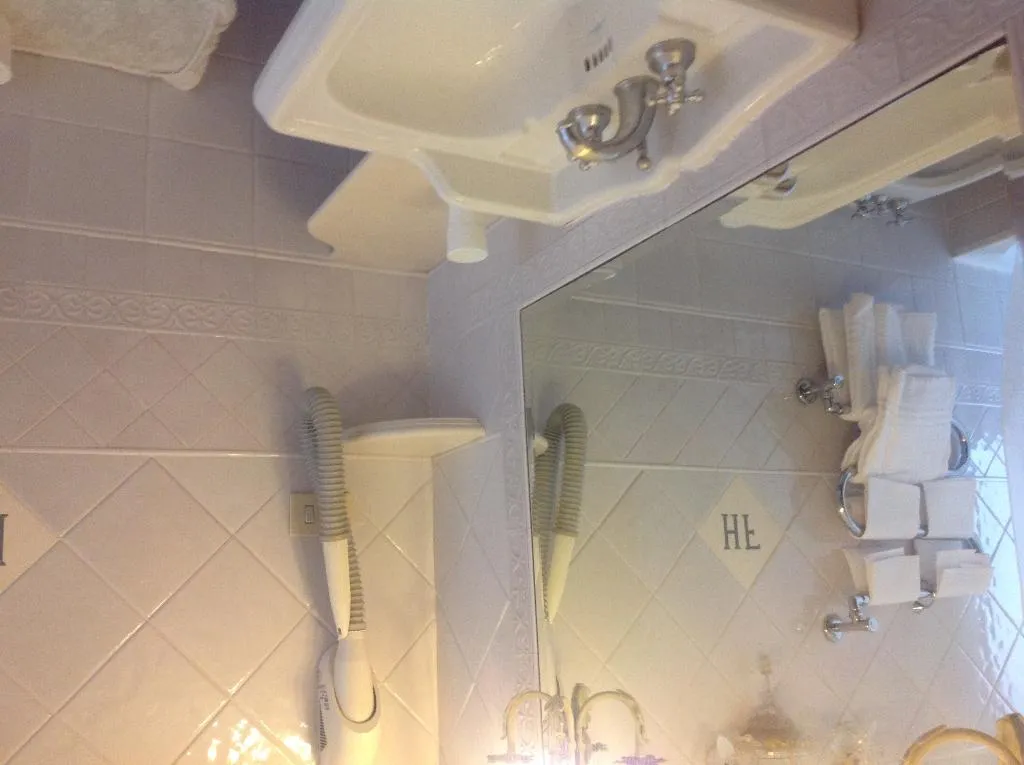 TWIN STANDARD Room, Hotel Fontana, Rome