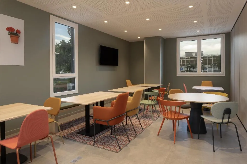 Restaurant, Hampton By Hilton Malaga Martiricos, Costa Del Sol