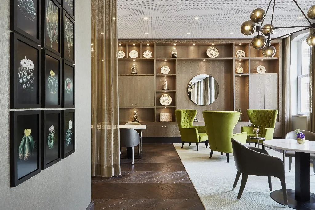 DOUBLE CLUB KING BED Room, Hyatt Regency Amsterdam, Amsterdam