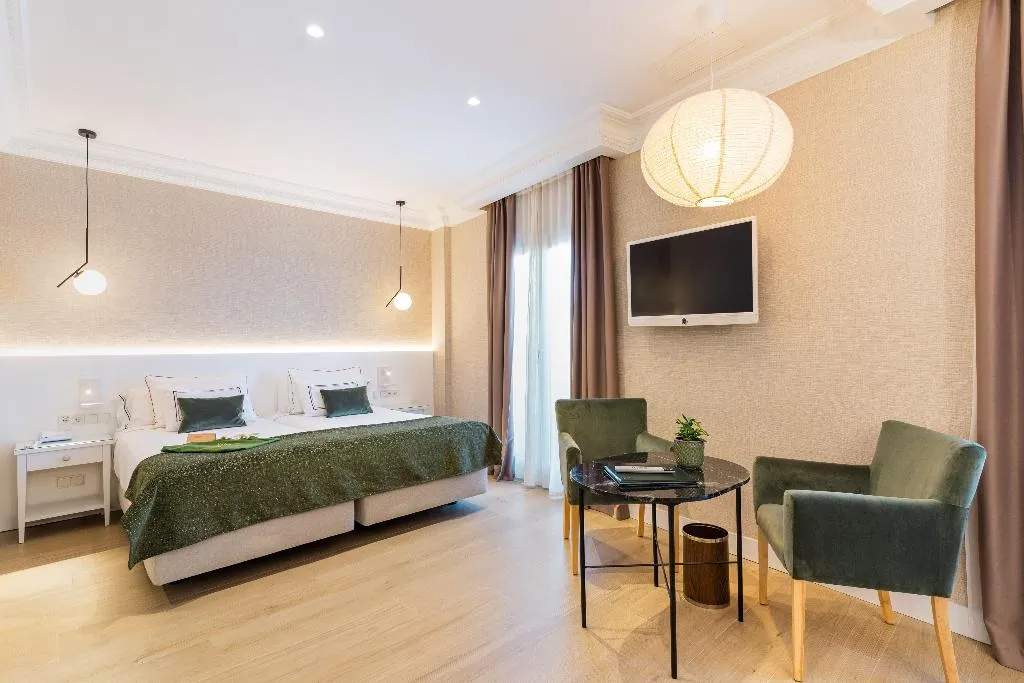 JUNIOR SUITE EXECUTIVE Room, Melia Plaza, Valencia