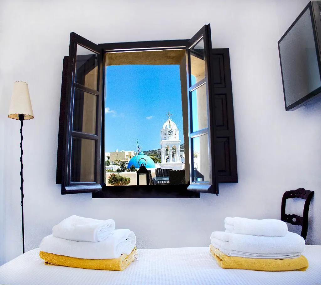 VILLA THREE BEDROOMS WITH PRIVATE POOL Room, Santorini Heritage Villas & Mansions, Santorini