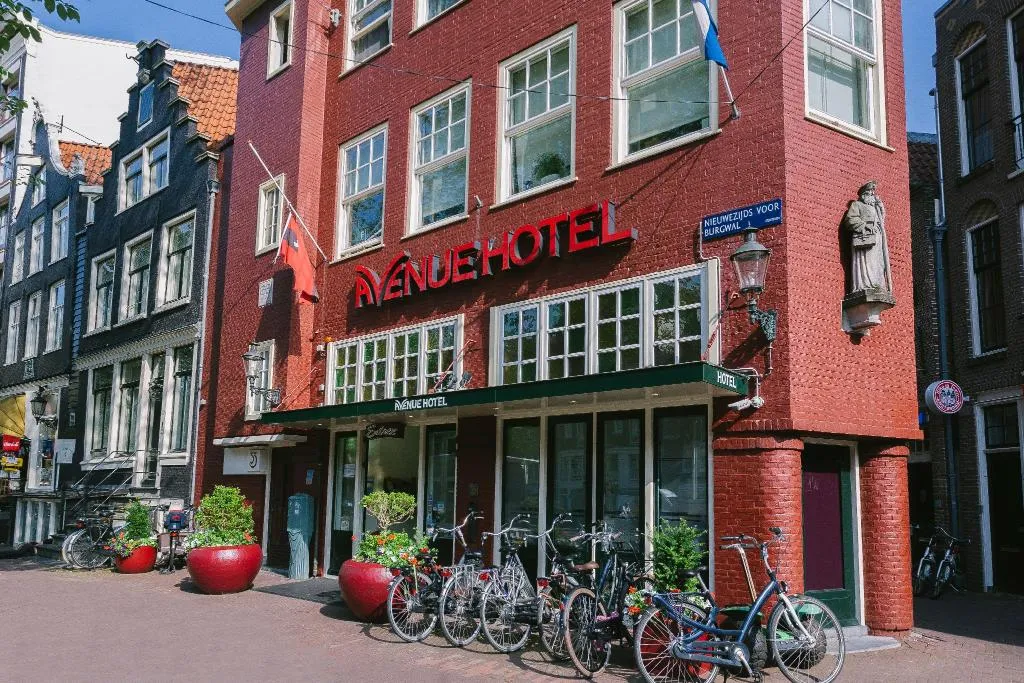 General view, Avenue, Amsterdam