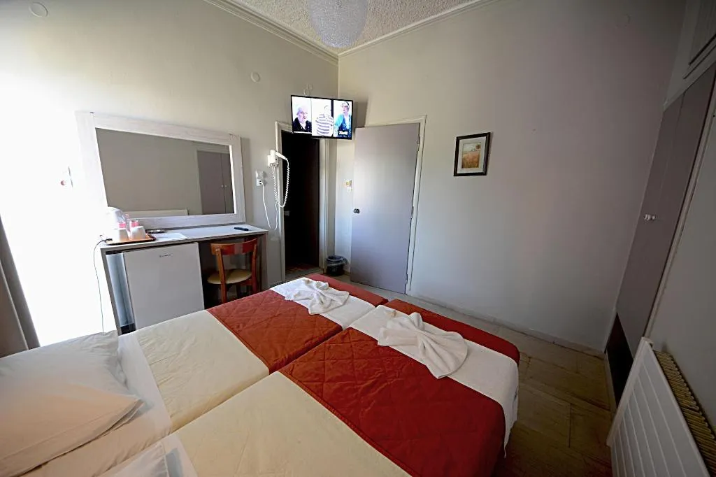 Room, Family Bikakis, Crete