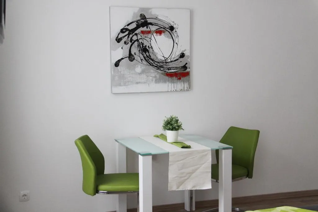 APARTMENT STANDARD Room, Checkvienna Puchsbaumgasse, Vienna