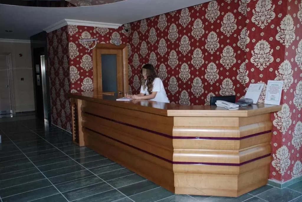 Lobby, Candan Apart, Dalaman