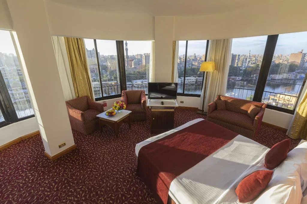 DOUBLE EXECUTIVE Room, Golden Tulip Flamenco Cairo, Cairo